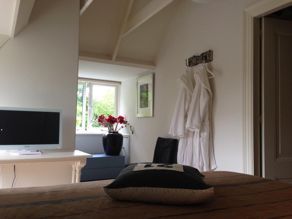 Room One-Twenty-One Naarden Chambre photo